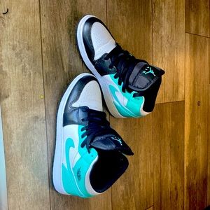Cool breeze Jordan 1s